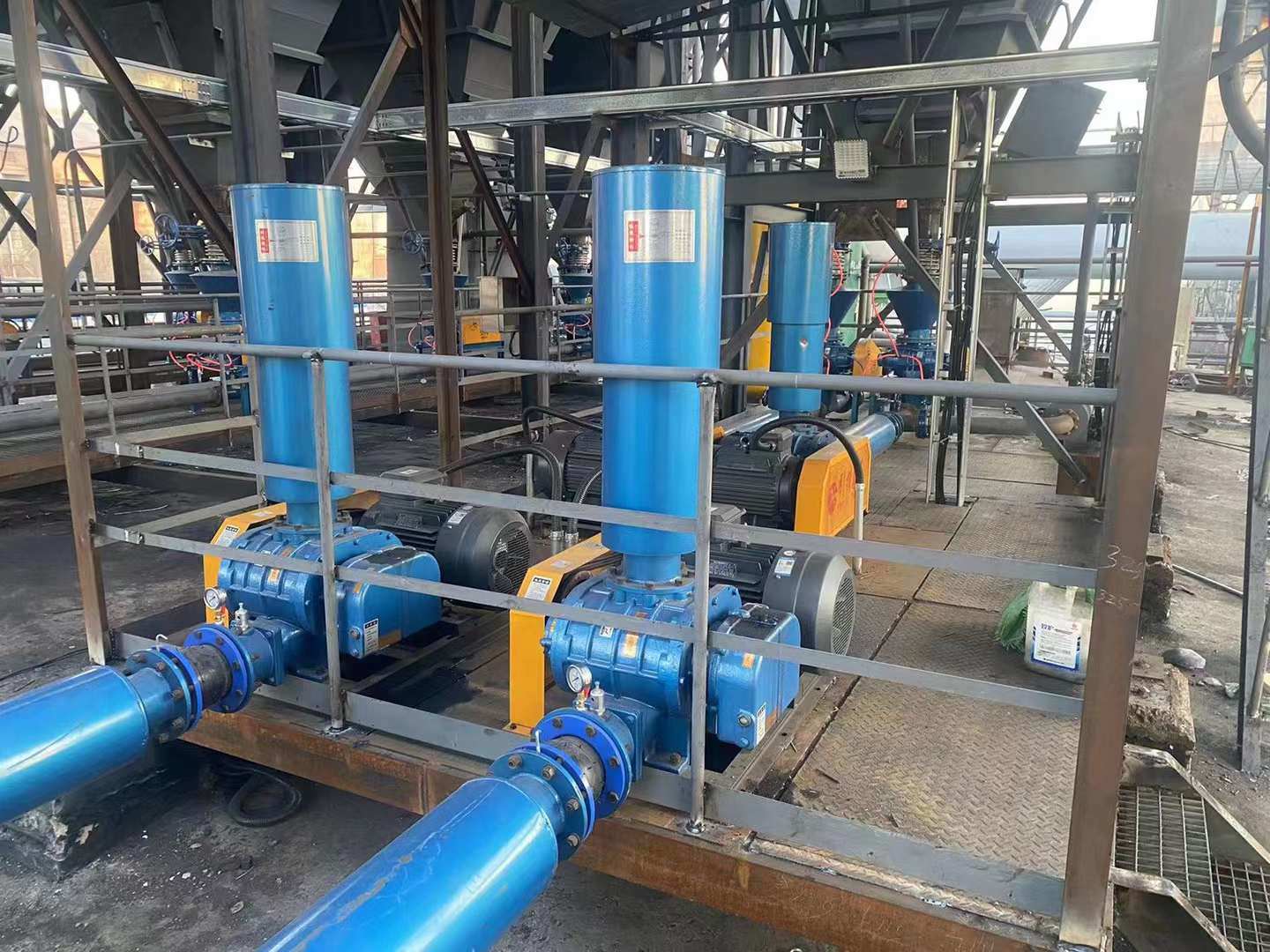 Quicklime Pneumatic Conveying System: Phetoho ea Lipalangoang tsa Quicklime bakeng sa Likopo tsa Indasteri